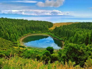 1-day jeep tour on Pico Island - Azores - Lagoa do Capitão, Lago do Caiado, and Lagoa Seca: why these stops feel more than scenic