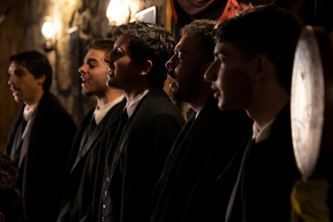 1-hour Intimate Fado Concert in a Typical Venue - Price and value: is €16.40 worth it?