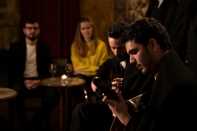 1-hour Intimate Fado Concert in a Typical Venue - Before you go: practical tips that save time