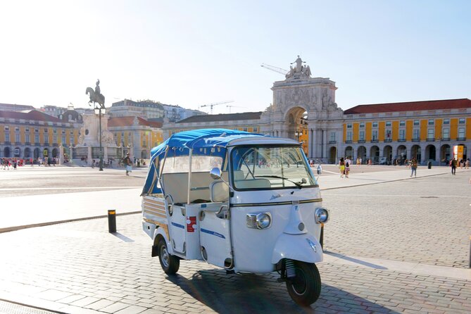 2-Hour Private Historic Lisbon Tour by Tuk Tuk - Key things to know before you ride