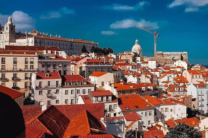 2 Hour Tuk Tuk Tour of the Old Town it will make you fall in love - Stop 5: Alfama (the neighborhood Lisbon still calls home)