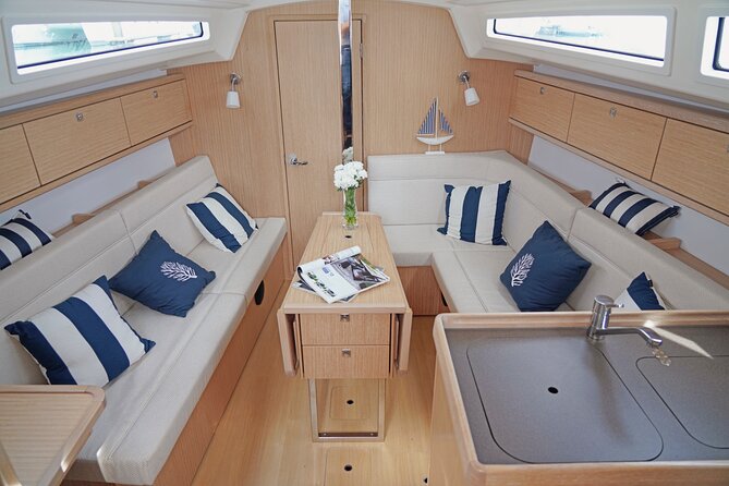 2 Hours Sailing Tour in Lisbon - FAQ