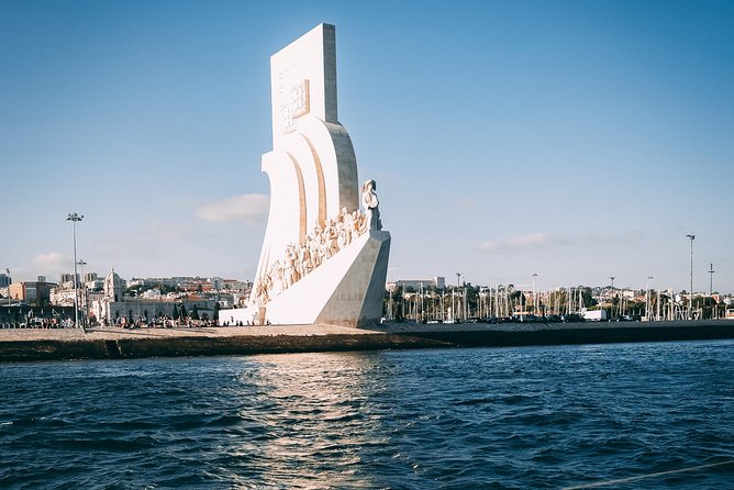 2h Private Group - Exclusive Boat Tour with Local Sailors - Price and Value: Why $240.96 Per Group Can Make Sense