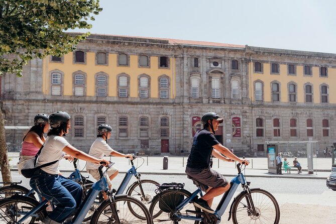 3-Hour Porto Highlights on a Electric Bike Guided Tour - How Electric Assist Changes Porto (and What It Can’t Fix)