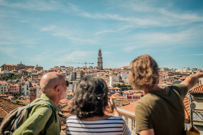 3-hour private guided walking tour of the BEST of Porto - Price and value: $204.46 for up to 10 people