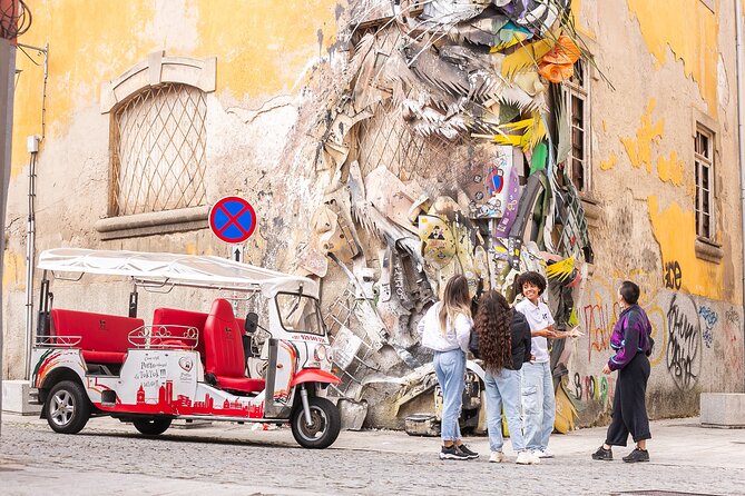 3 Hour Tuk tuk Tour in Porto - Hilltop payoff: Miradouro Serra do Pilar and the Porto–Gaia view