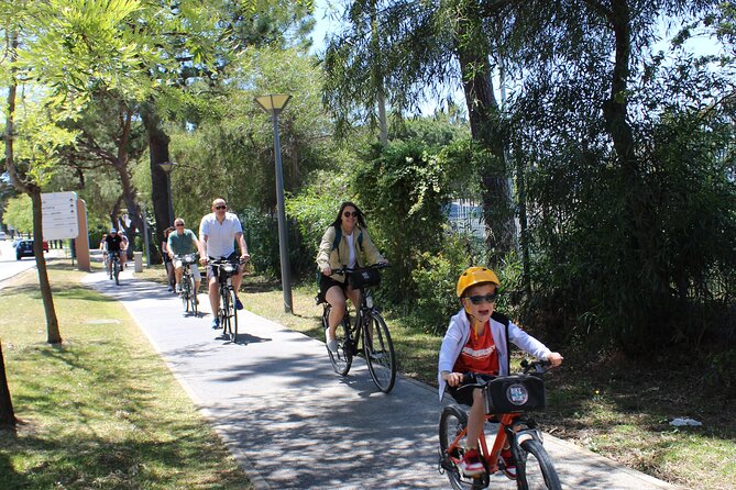 3H Guided Bike Tour in Vilamoura - Stop 3: Marina de Vilamoura and the Machinery of a Resort City