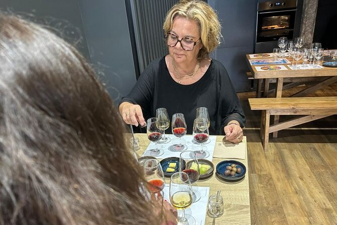 5 Port Wine Tasting with pairings - Port wine value: is $42.24 a good deal?