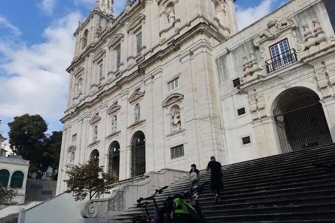 7 Hills and 14 Viewpoints - Lisbon E-Bike Tour - Getting on the e-bike: what the ride actually feels like