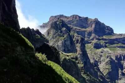 Achadas Teixeira- Pico Ruivo -& Pico pedras/Queimadas forest walk - The big change since August 2024: the shorter fire-era route to Pico Ruivo