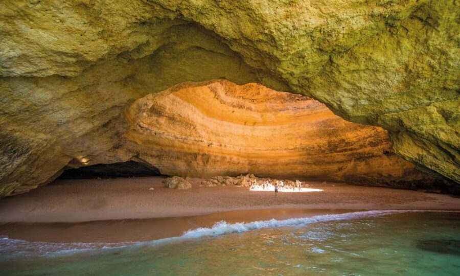 Albufeira: 3-Hour Benagil Caves & Coastline Tour - "Unwind" - The Benagil caves visit: what to expect when conditions decide the plan