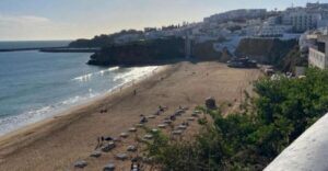 Albufeira: Old Town History Walking Tour with Tapas & Wine - Key Things I’d Book This For
