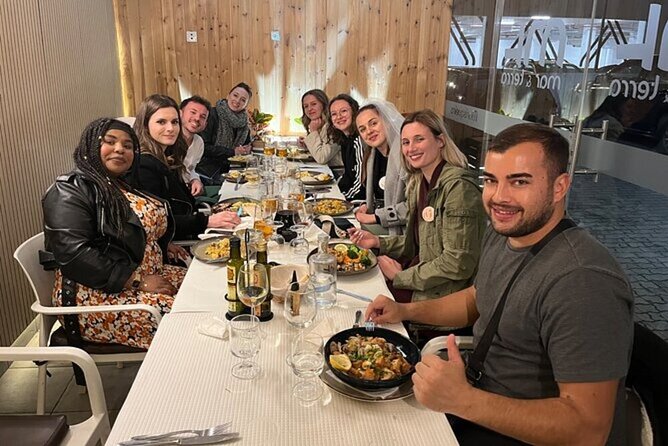 Albufeira: Portuguese Traditional Dinner & Wines Experience - Your Albufeira evening starts with pickup and a clear plan