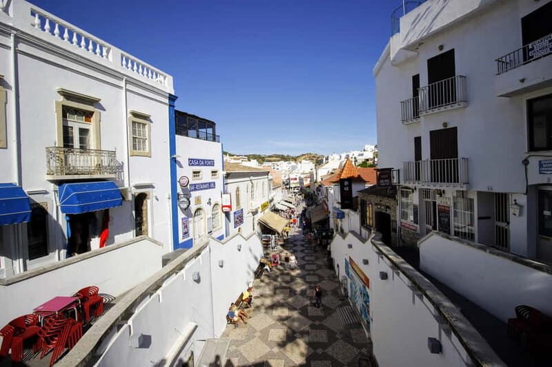 Albufeira: Tuk Tuk Ride with Old Town and Beaches - Stop 4: East-side monuments and Old Town narrow streets