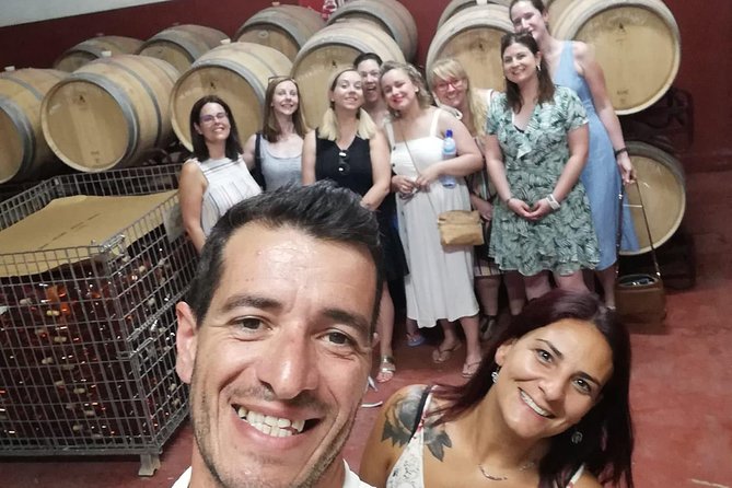 Albufeira Wine Tasting: Boutique Winery Tour & Historic Silves - The tasting itself: red, white, and rosé, plus snacks