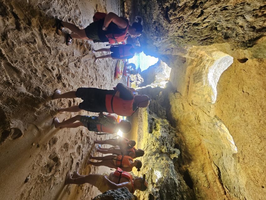 Algarve: 2-Hour Benagil Kayak Rental - Meeting at Benagil Beach: Where to Go and What Happens First
