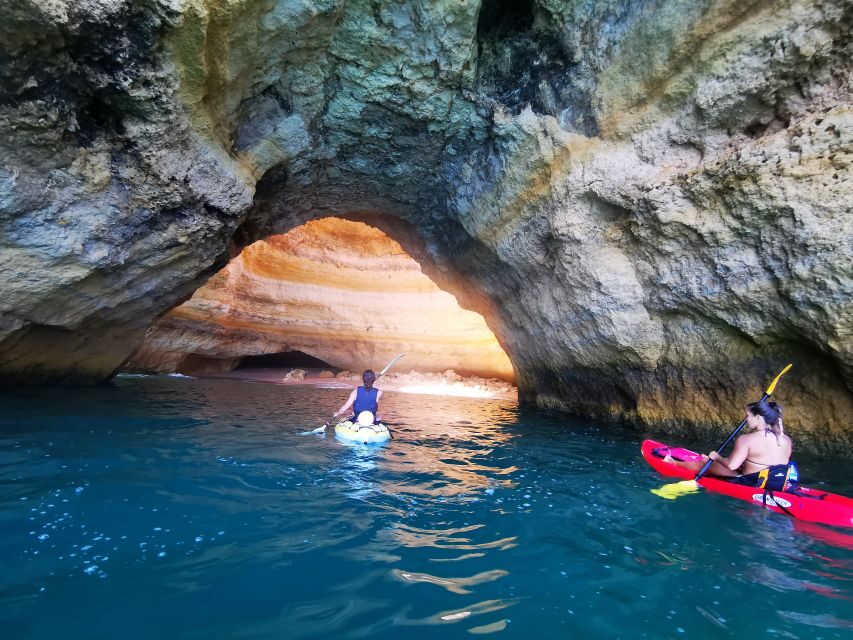 Algarve: Benagil Cave Sunrise Kayak Tour with Shower Use - Stop-by-Stop: How the 90 Minutes Flows on the Water