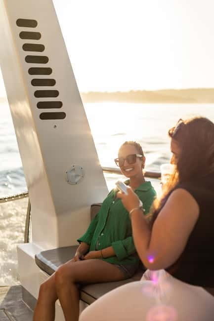 Algarve: Catamaran Sunset Tour with DJ or Live Guitarist - Tips for Finding the Meeting Point Fast (So You Don’t Miss Departure)
