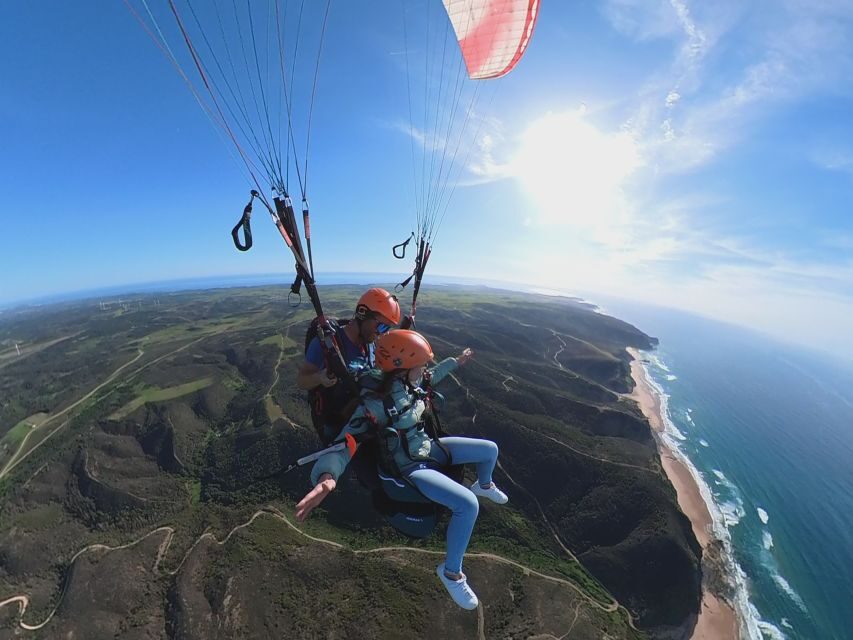 Algarve Coast: Paragliding Experience - Waiting for the right moment: how to make that time work