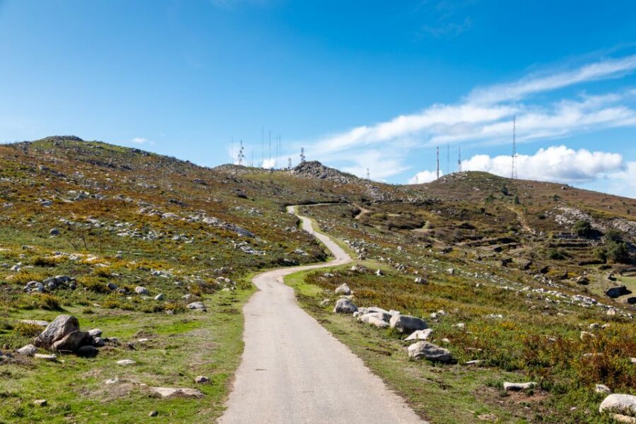 Algarve: Full-Day Guided Sightseeing Tour with Lunch - Cape St. Vincent and Sagres: lighthouse drama at the end of mainland Europe