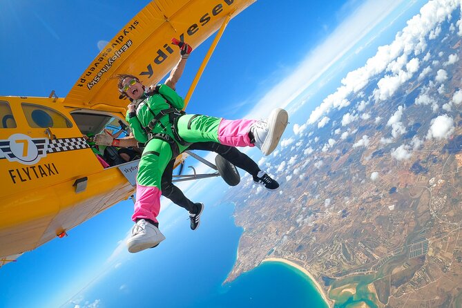 Algarve Tandem Skydive 10.000ft - What You’re Really Buying: The 10,000-Foot Tandem Experience