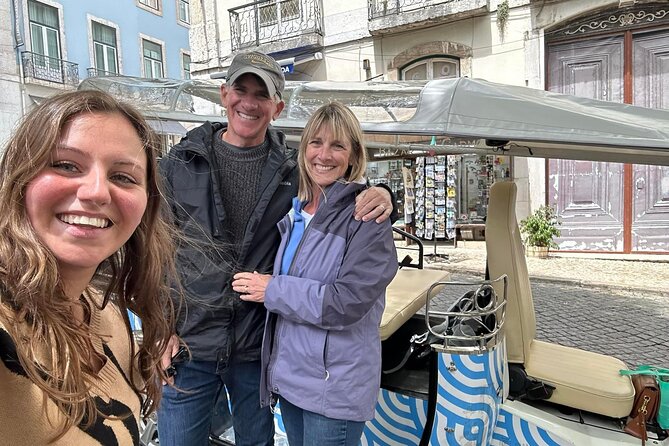 All City Premium Private Guided Tour by Tuk-Tuk in Lisbon - Panteão Nacional and Feira da Ladra: one stop, two possible moods