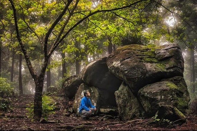 ARCHEOLOGY TOUR (Full Day Private Tour) - Stop 1: Grota do Medo megalithic complex and the Roman columbarium