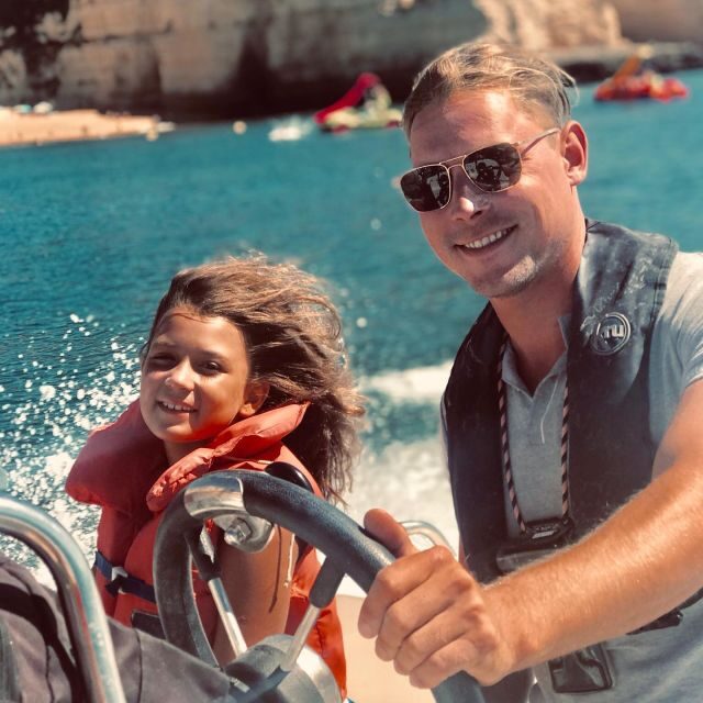 Armação de Pêra: Guided Boat Tour of Benagil's 15 Best Caves - Why Armação de Pêra is the smart launch for Benagil