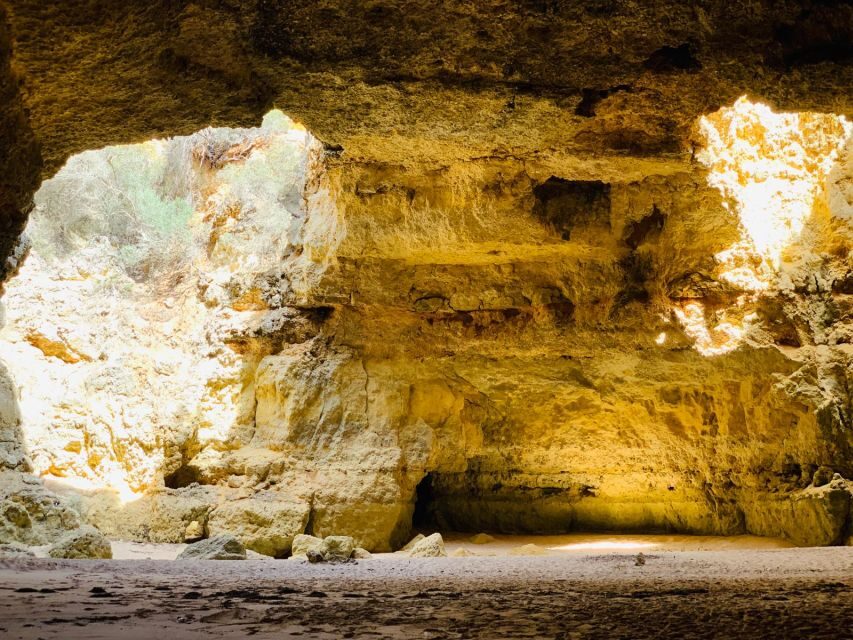 Armação de Pêra: Guided Boat Tour of Benagil's 15 Best Caves - Practical tips so you enjoy the ride (instead of fighting it)