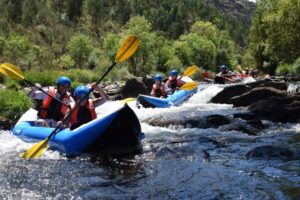 Arouca: Paiva River Kayak Adventure & Village Visit - Getting there: starting at Praia Fluvial do Areínho, then switching gears