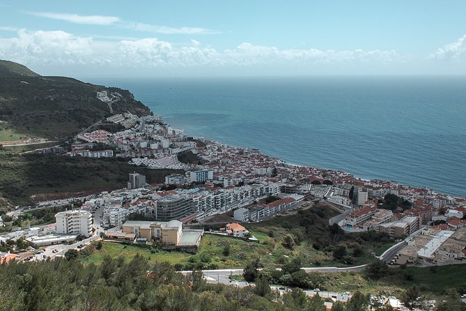 Arrábida Natural Park and Sesimbra Day Trip from Lisbon - Sesimbra castle and bay views: tiles, fishing town energy, and angles