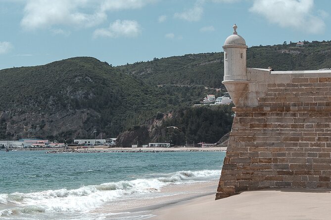 Arrábida Natural Park and Sesimbra Day Trip from Lisbon - Lunch in Sesimbra: how to spend your 1.5 hours well