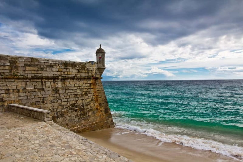 Arrabida Wine Tour - Lisbon: Wineries-Tastings-Tile Factory - Sesimbra free time: seafood town energy, beaches, and a fortress option