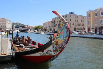 Aveiro Canal Cruise in Traditional Moliceiro Boat - Getting to Viva a Ria: where the cruise actually starts