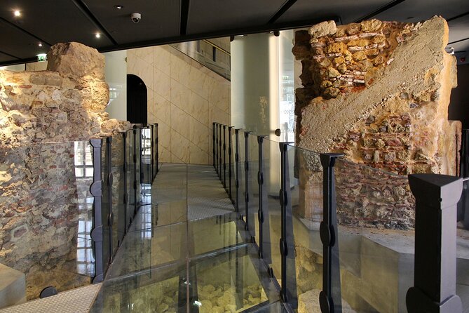 Award-Winning One-of-a-Kind Garum & Seafood Lisbon Food Tour - First Stop: Casa dos Bicos and the Roman Garum Story