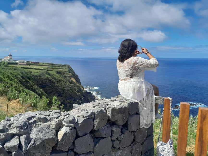 Azores: Sete Cidades, Blue & Green Lake Shore Excursion - Small Group Energy and the Guide Effect