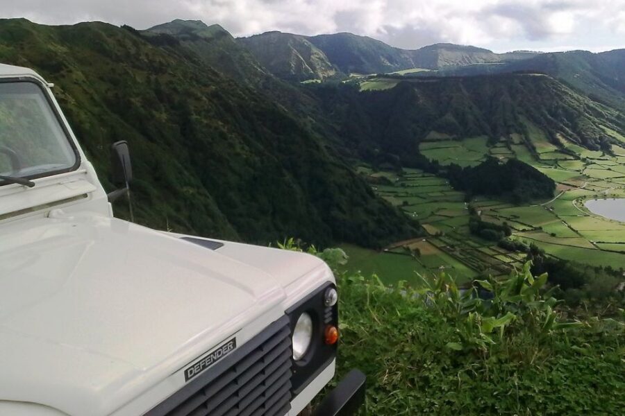 Azores: Sete Cidades Scenic Jeep Tour from Ponta Delgada - Why this Sete Cidades jeep tour beats the usual bus stop