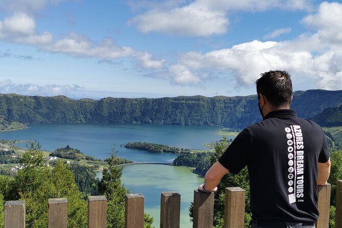 Azores: Shore Excursion Sete Cidades - Blue & Green Twin Crater Lakes - Arruda Pineapple Plantation: A Glasshouse Stop That Feels Like a Science Experiment