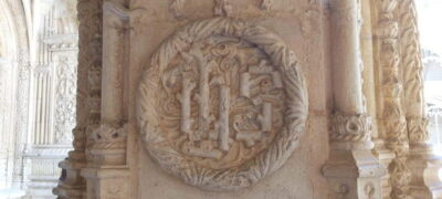 Belém: Jeronimos Monastery, Tickets and Guided tour - Praça do Império meeting point: getting oriented in minutes