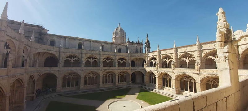 Belém: Jeronimos Monastery, Tickets and Guided tour - Should you book a Jerónimos Monastery guided tour?