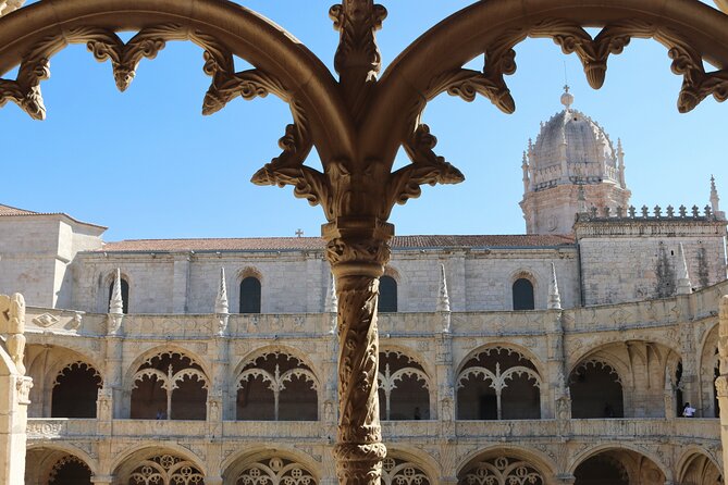 Belém Tour: Jerónimos Cloisters + Pastel Tasting - What to Wear, Bring, and Expect in Belém Weather