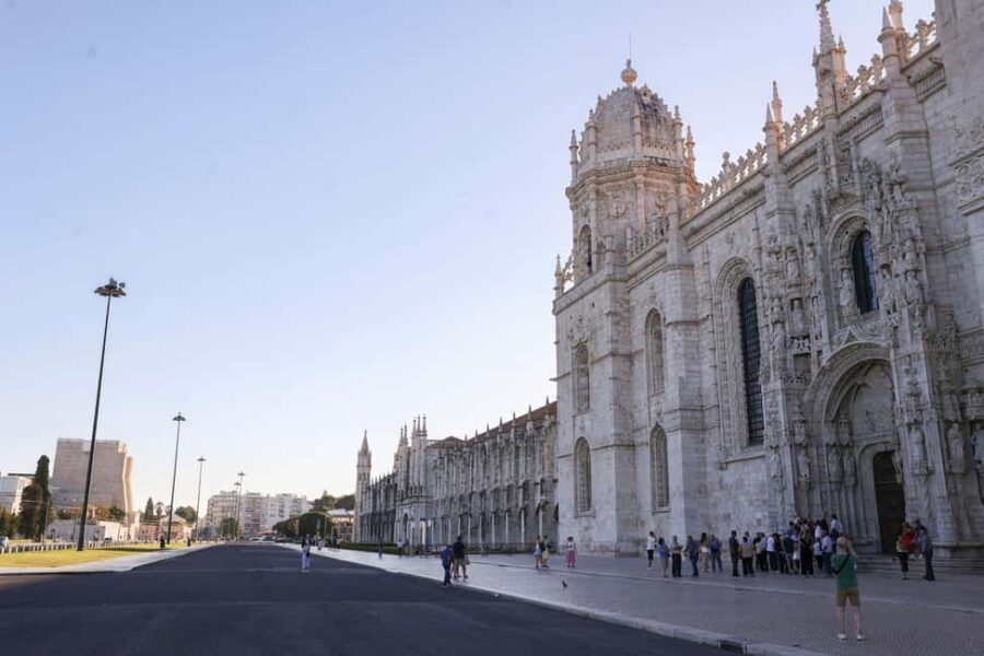 Belém Walking Tour + Jerónimos Monastery Ticket - Why Belém Works Best on a Small-Group Loop