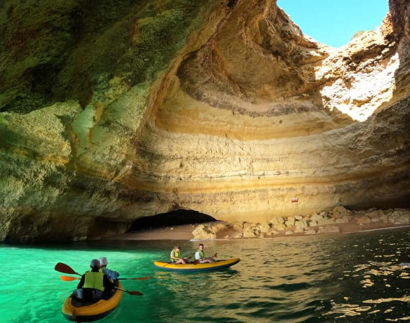 Benagil cave 1 hour tour with local guide - Timing tips: how to increase your odds of seeing Benagil at its best