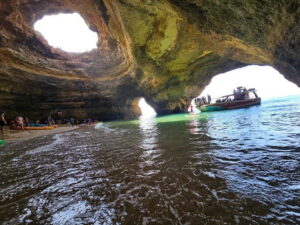 Benagil Cave: Guided Kayak Tour with Caves and Cliffs - Meeting at Benagil Beach (and getting your gear sorted fast)