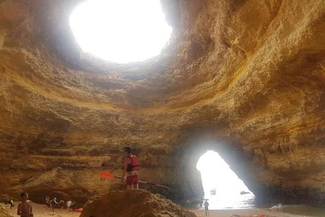 Benagil caves's kayak tour - Praia da Marinha to Benagil: why this route works