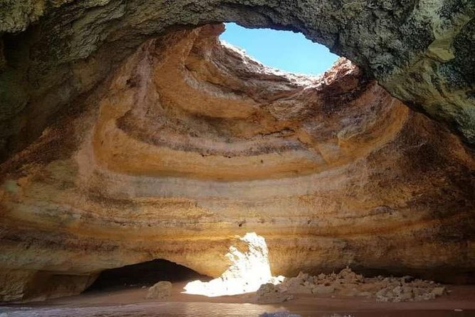 Benagil caves's kayak tour - Your 2-hour route: Benagil, Algar de Benagil, and back to Praia da Marinha