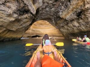 Benagil: Kayak Tour to Benagil Caves – Small Group - Meeting at O Algar: parking stress and the 30-minute rule