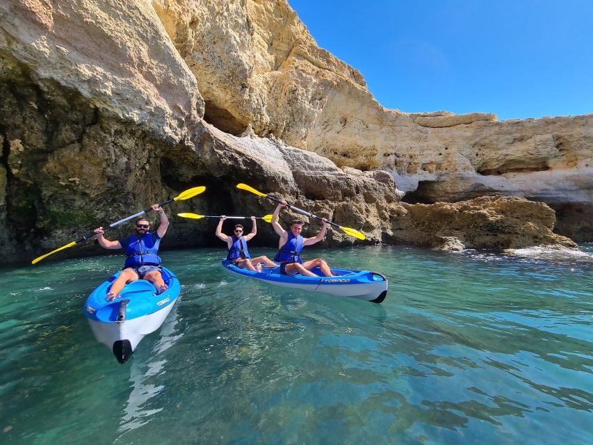 Benagil: Kayaking Tour with a Local Guide - Meeting point and the pre-paddle routine at Taruga Benagil Tours