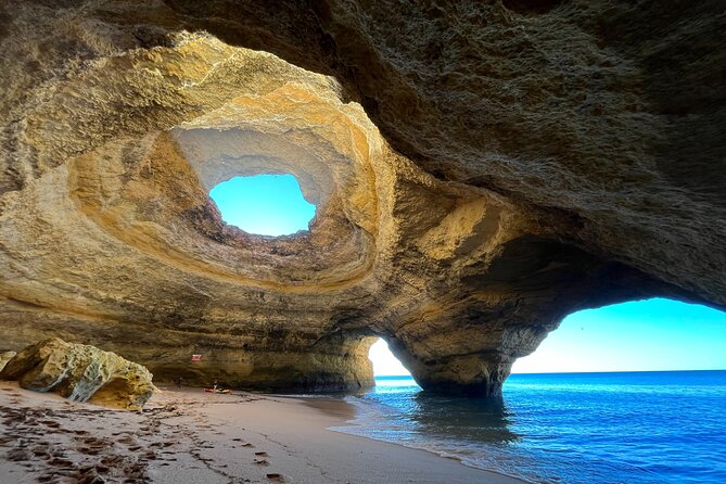 Benagil, Marinha & Albandeira - Kayak w/ Local Guide - Entering Benagil Sea Cave: the iconic moment and the rule that changes it