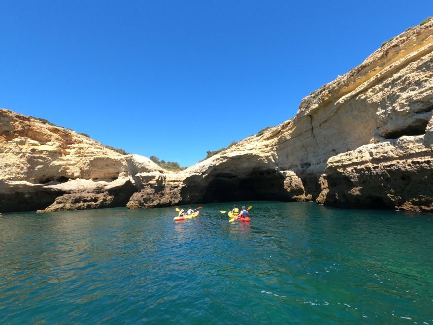Benagil: Stand-up Paddle Board or Kayak Tour - Your 2-hour plan: from technique practice to the Algar de Benagil cave